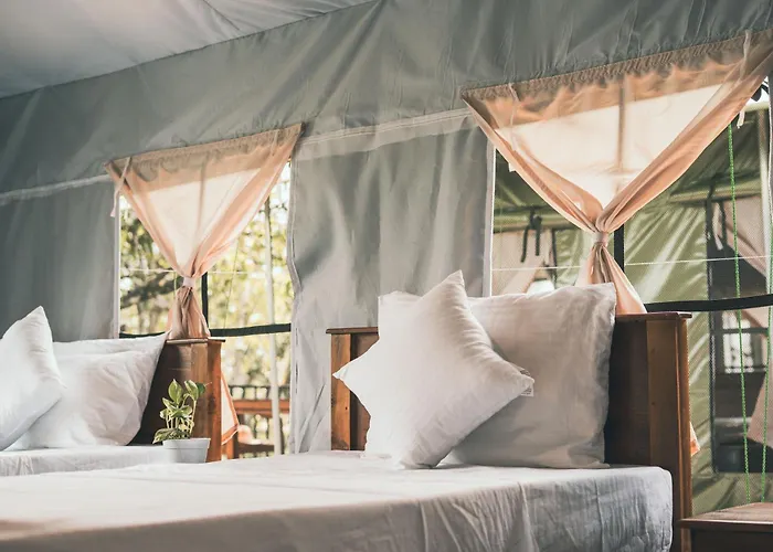Radiance Ella Urban Camping
